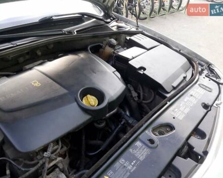 Серый Рено Лагуна, объемом двигателя 1.9 л и пробегом 355 тыс. км за 5500 $, фото 5 на Automoto.ua