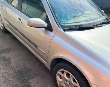 Рено Лагуна 2006 в Львове на Automoto.ua Серый Рено Лагуна, объемом двигателя 2 л и пробегом 122 тыс. км за 5254 $, фото 1 на Automoto.ua