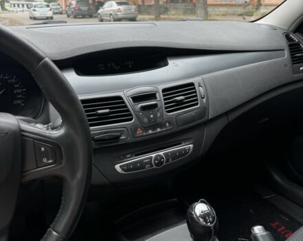 Серый Рено Лагуна, объемом двигателя 1.5 л и пробегом 355 тыс. км за 3999 $, фото 11 на Automoto.ua