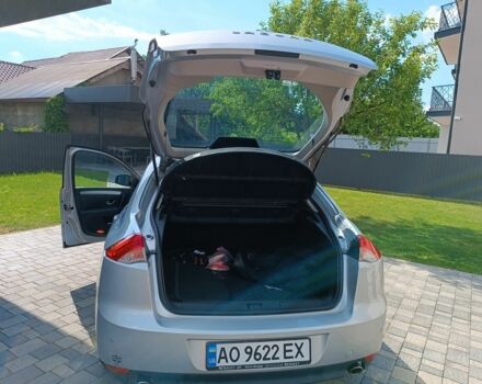 Серый Рено Лагуна, объемом двигателя 2 л и пробегом 142 тыс. км за 5999 $, фото 4 на Automoto.ua