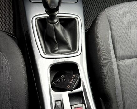 Серый Рено Лагуна, объемом двигателя 0 л и пробегом 240 тыс. км за 5999 $, фото 5 на Automoto.ua