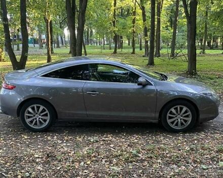 Серый Рено Лагуна, объемом двигателя 2 л и пробегом 180 тыс. км за 7800 $, фото 5 на Automoto.ua