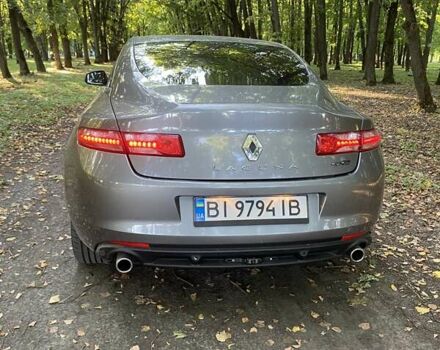 Серый Рено Лагуна, объемом двигателя 2 л и пробегом 180 тыс. км за 7800 $, фото 3 на Automoto.ua