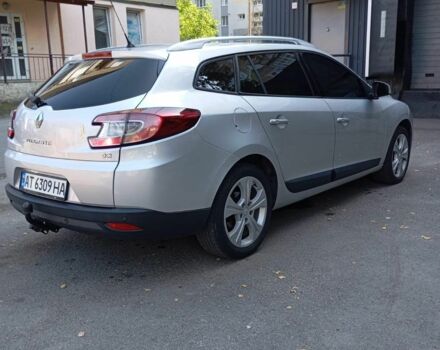 Рено Лагуна 2010 у Коломые на Automoto.ua Сірий Рено Лагуна, об'ємом двигуна 1.9 л та пробігом 237 тис. км за 5800 $, фото 3 на Automoto.ua