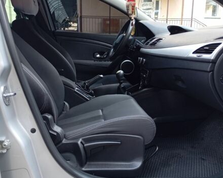 Рено Лагуна 2010 у Коломые на Automoto.ua Сірий Рено Лагуна, об'ємом двигуна 1.9 л та пробігом 237 тис. км за 5800 $, фото 6 на Automoto.ua