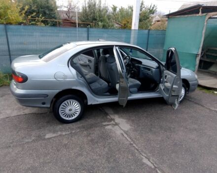 Серый Рено Лагуна, объемом двигателя 1.6 л и пробегом 333 тыс. км за 1000 $, фото 1 на Automoto.ua