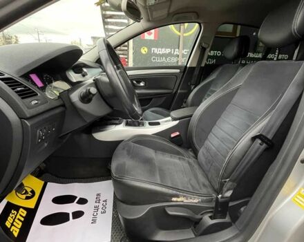 Серый Рено Лагуна, объемом двигателя 2 л и пробегом 227 тыс. км за 5550 $, фото 15 на Automoto.ua