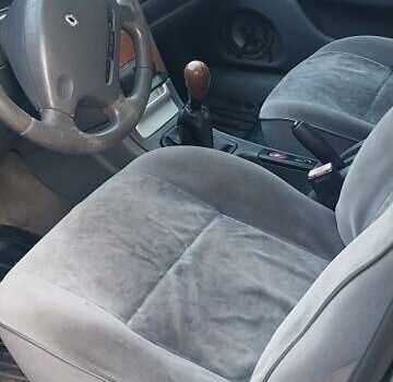 Серый Рено Лагуна, объемом двигателя 2.9 л и пробегом 450 тыс. км за 2500 $, фото 3 на Automoto.ua