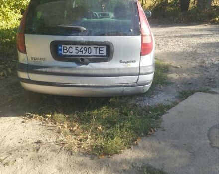 Сірий Рено Лагуна, об'ємом двигуна 1.6 л та пробігом 325 тис. км за 1700 $, фото 5 на Automoto.ua