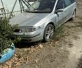 Серый Рено Лагуна, объемом двигателя 1.9 л и пробегом 333 тыс. км за 2104 $, фото 1 на Automoto.ua