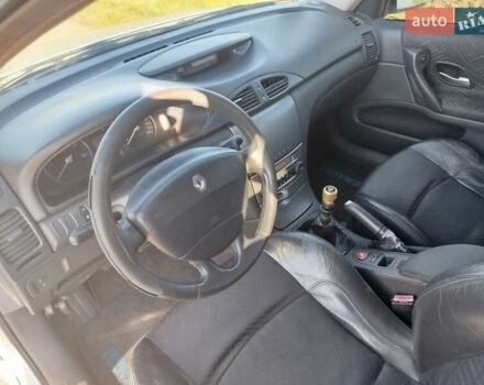 Серый Рено Лагуна, объемом двигателя 1.87 л и пробегом 295 тыс. км за 4200 $, фото 2 на Automoto.ua