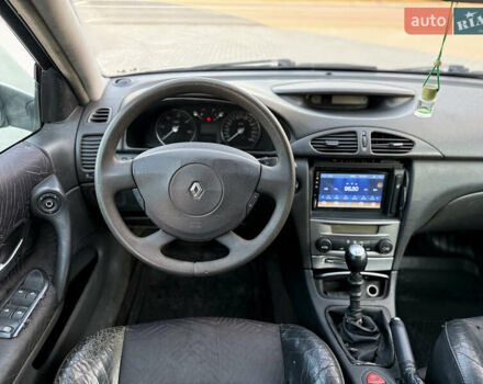 Серый Рено Лагуна, объемом двигателя 1.9 л и пробегом 300 тыс. км за 2200 $, фото 13 на Automoto.ua