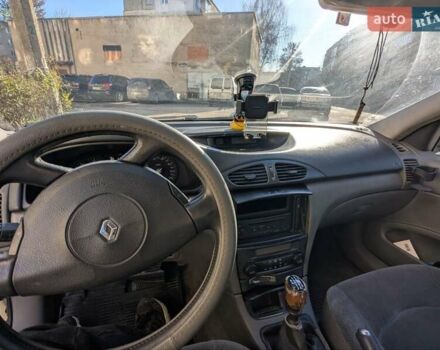 Серый Рено Лагуна, объемом двигателя 1.9 л и пробегом 571 тыс. км за 2000 $, фото 14 на Automoto.ua