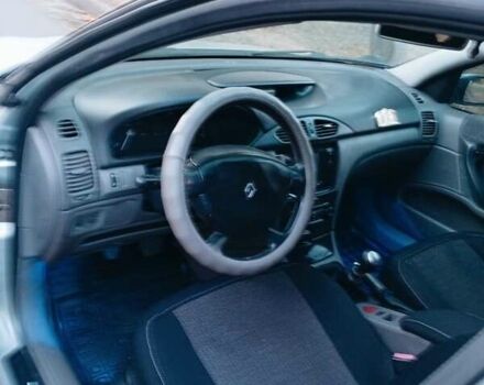 Серый Рено Лагуна, объемом двигателя 1.87 л и пробегом 316 тыс. км за 3700 $, фото 4 на Automoto.ua