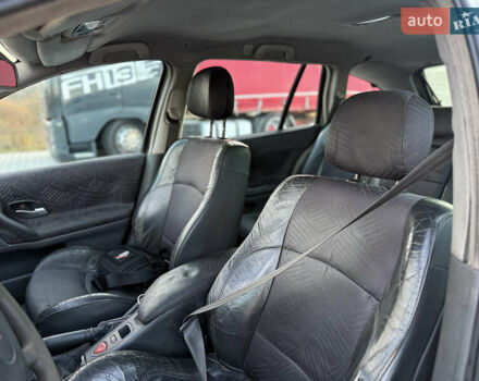 Серый Рено Лагуна, объемом двигателя 1.9 л и пробегом 300 тыс. км за 2200 $, фото 17 на Automoto.ua