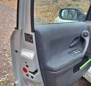 Сірий Рено Лагуна, об'ємом двигуна 1.6 л та пробігом 298 тис. км за 3400 $, фото 7 на Automoto.ua