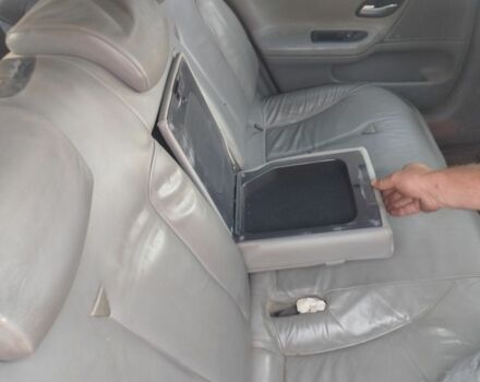 Сірий Рено Лагуна, об'ємом двигуна 0 л та пробігом 400 тис. км за 834 $, фото 10 на Automoto.ua