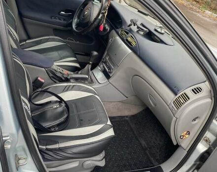 Серый Рено Лагуна, объемом двигателя 1.78 л и пробегом 377 тыс. км за 3800 $, фото 8 на Automoto.ua