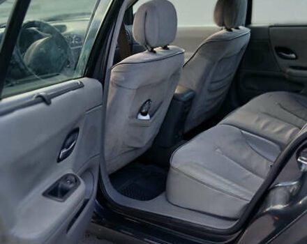 Серый Рено Лагуна, объемом двигателя 1.87 л и пробегом 350 тыс. км за 2750 $, фото 7 на Automoto.ua