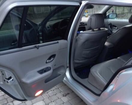 Серый Рено Лагуна, объемом двигателя 2.2 л и пробегом 230 тыс. км за 2999 $, фото 21 на Automoto.ua