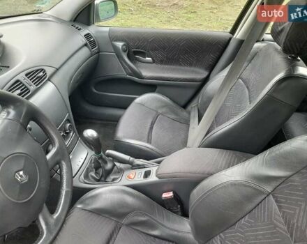 Сірий Рено Лагуна, об'ємом двигуна 1.78 л та пробігом 162 тис. км за 2750 $, фото 7 на Automoto.ua