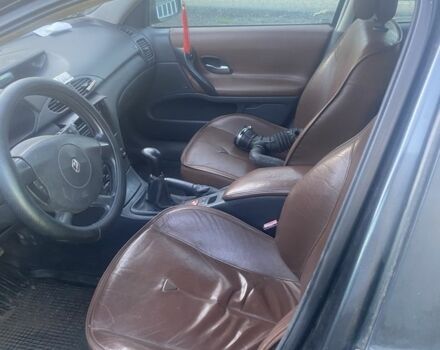 Сірий Рено Лагуна, об'ємом двигуна 2 л та пробігом 270 тис. км за 3100 $, фото 7 на Automoto.ua