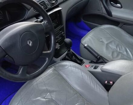 Серый Рено Лагуна, объемом двигателя 2.2 л и пробегом 230 тыс. км за 2999 $, фото 17 на Automoto.ua