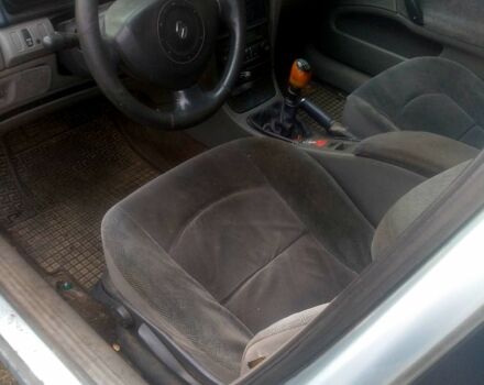 Серый Рено Лагуна, объемом двигателя 1.9 л и пробегом 0 тыс. км за 2000 $, фото 4 на Automoto.ua