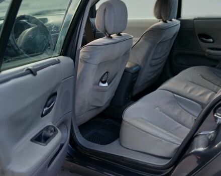 Сірий Рено Лагуна, об'ємом двигуна 1.9 л та пробігом 294 тис. км за 3500 $, фото 7 на Automoto.ua