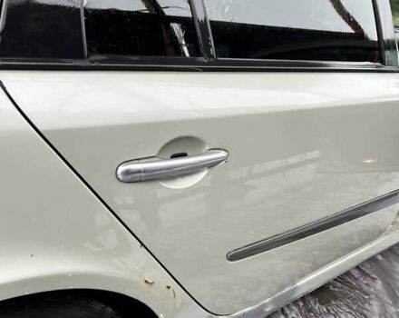 Рено Лагуна 2002 в Стрые на Automoto.ua Серый Рено Лагуна, объемом двигателя 1.78 л и пробегом 311 тыс. км за 2500 $, фото 6 на Automoto.ua