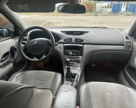 Сірий Рено Лагуна, об'ємом двигуна 1.8 л та пробігом 200 тис. км за 1300 $, фото 3 на Automoto.ua