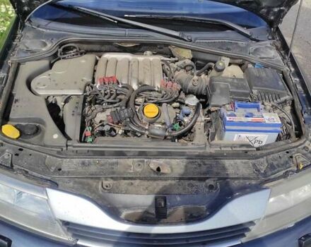 Серый Рено Лагуна, объемом двигателя 3 л и пробегом 230 тыс. км за 4700 $, фото 5 на Automoto.ua