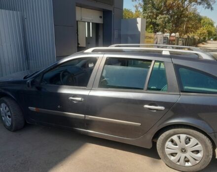Серый Рено Лагуна, объемом двигателя 2 л и пробегом 222 тыс. км за 1500 $, фото 3 на Automoto.ua