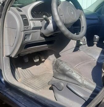 Сірий Рено Лагуна, об'ємом двигуна 1.87 л та пробігом 322 тис. км за 3200 $, фото 1 на Automoto.ua