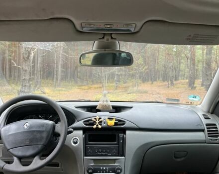 Серый Рено Лагуна, объемом двигателя 1.8 л и пробегом 360 тыс. км за 1500 $, фото 6 на Automoto.ua