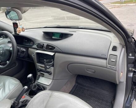 Серый Рено Лагуна, объемом двигателя 2.2 л и пробегом 188 тыс. км за 3500 $, фото 5 на Automoto.ua