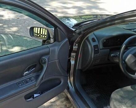 Серый Рено Лагуна, объемом двигателя 1.9 л и пробегом 310 тыс. км за 3800 $, фото 2 на Automoto.ua