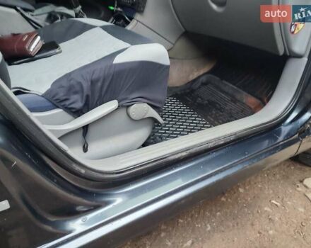 Серый Рено Лагуна, объемом двигателя 1.87 л и пробегом 267 тыс. км за 3200 $, фото 7 на Automoto.ua