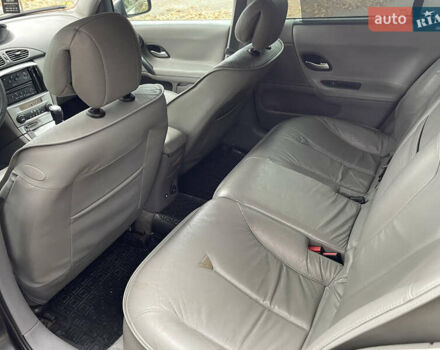 Сірий Рено Лагуна, об'ємом двигуна 2.19 л та пробігом 240 тис. км за 3500 $, фото 6 на Automoto.ua