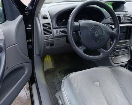Серый Рено Лагуна, объемом двигателя 2 л и пробегом 334 тыс. км за 3750 $, фото 14 на Automoto.ua