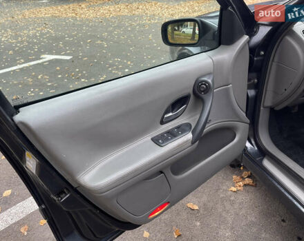 Сірий Рено Лагуна, об'ємом двигуна 2.19 л та пробігом 240 тис. км за 3500 $, фото 8 на Automoto.ua