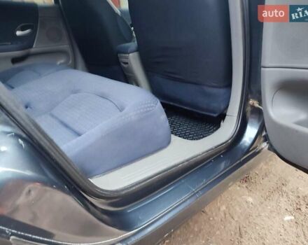 Серый Рено Лагуна, объемом двигателя 1.87 л и пробегом 267 тыс. км за 3200 $, фото 6 на Automoto.ua