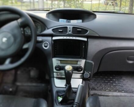 Сірий Рено Лагуна, об'ємом двигуна 2.2 л та пробігом 286 тис. км за 4700 $, фото 16 на Automoto.ua