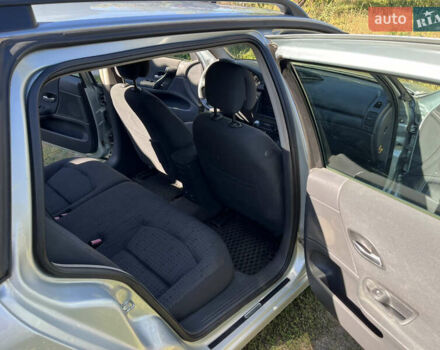 Серый Рено Лагуна, объемом двигателя 1.9 л и пробегом 352 тыс. км за 2600 $, фото 13 на Automoto.ua