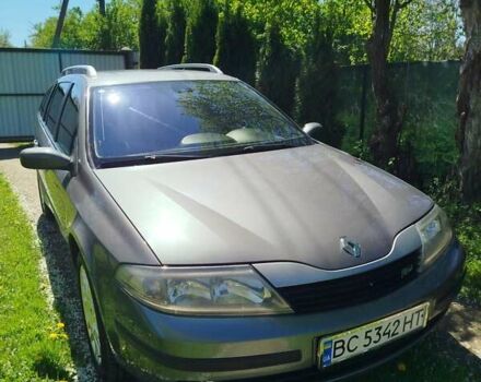 Серый Рено Лагуна, объемом двигателя 2.2 л и пробегом 301 тыс. км за 4800 $, фото 10 на Automoto.ua