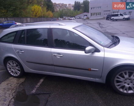 Рено Лагуна 2004 в Киеве на Automoto.ua Серый Рено Лагуна, объемом двигателя 2 л и пробегом 375 тыс. км за 3000 $, фото 1 на Automoto.ua