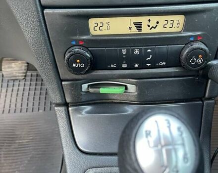 Серый Рено Лагуна, объемом двигателя 1.9 л и пробегом 383 тыс. км за 3600 $, фото 11 на Automoto.ua