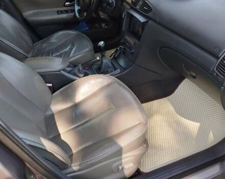 Серый Рено Лагуна, объемом двигателя 2.2 л и пробегом 301 тыс. км за 4800 $, фото 23 на Automoto.ua