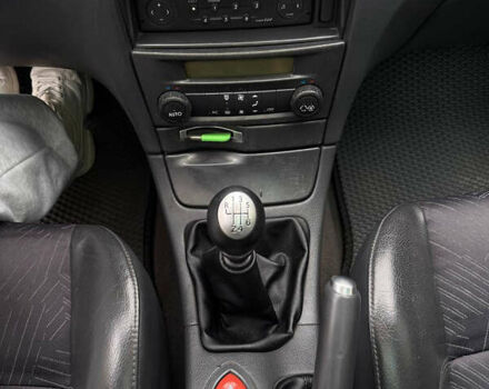 Серый Рено Лагуна, объемом двигателя 1.87 л и пробегом 303 тыс. км за 4500 $, фото 7 на Automoto.ua