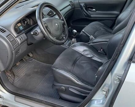 Серый Рено Лагуна, объемом двигателя 1.9 л и пробегом 383 тыс. км за 3600 $, фото 9 на Automoto.ua
